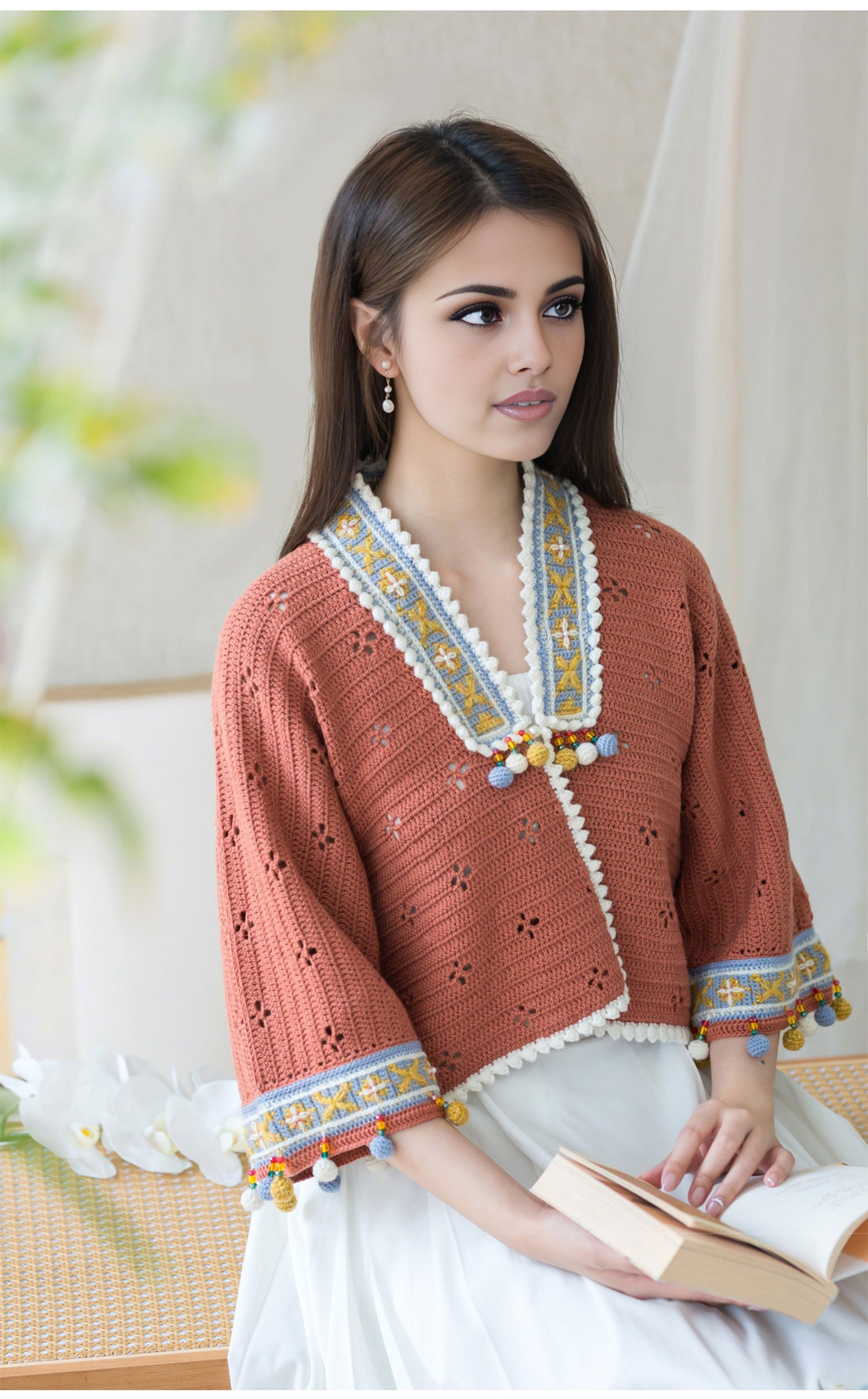Gold yarn,jacquard short,cardigan,hand-woven,crochet clothes,material package